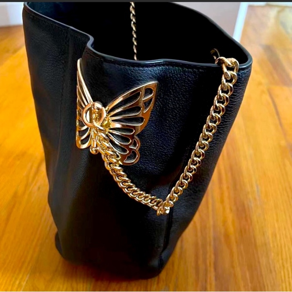 Michael Kors RARE Butterfly Bucket Bag in Black…